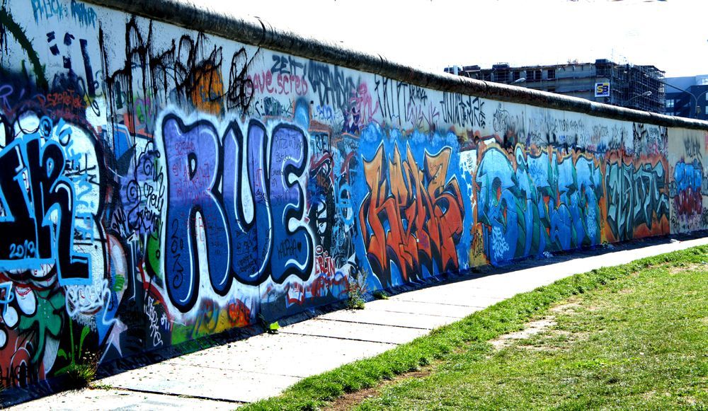 En este momento estás viendo Best Places to See the Remains of the Berlin Wall